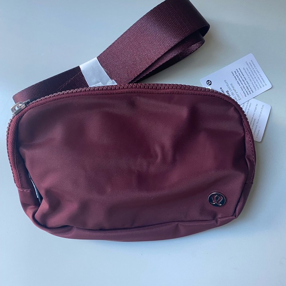 NWT Lululemon Everywhere Belt Bag, Red Merlot (new Fall 2022 color) + BONUS GIFT